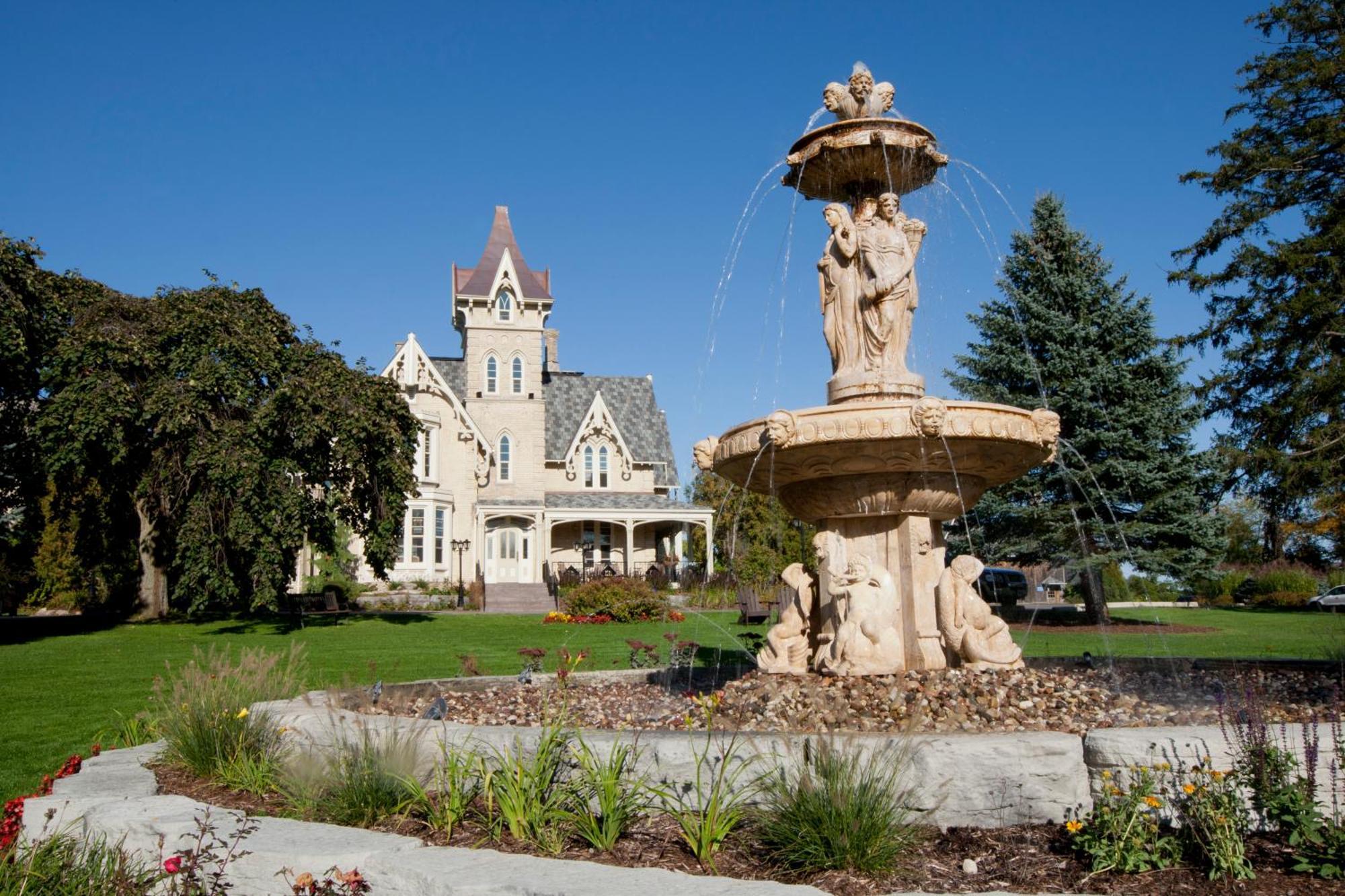 Elm Hurst Inn & Spa Ingersoll Exterior foto