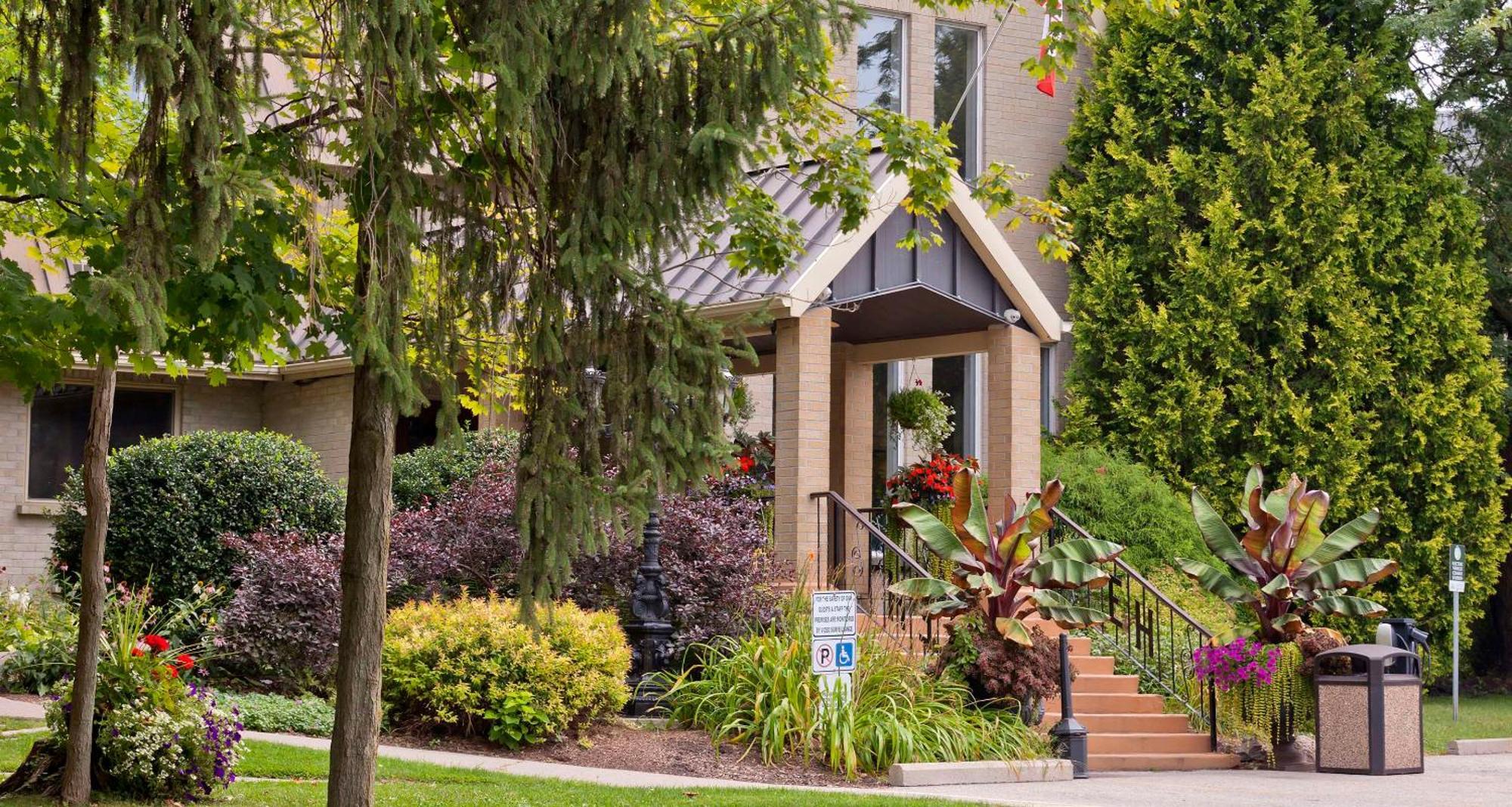 Elm Hurst Inn & Spa Ingersoll Exterior foto